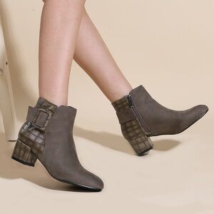 Women's Crocodile Suede Chunky‎ Heeled Ankle Boots Size 7